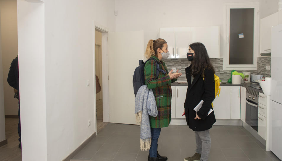 Obert el primer pis a Tarragona per reintegrar en la societat a persones sensesostre